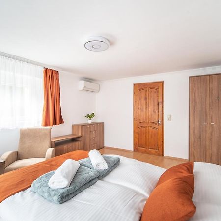 Topaz Apartmanhazak ケストヘイ エクステリア 写真