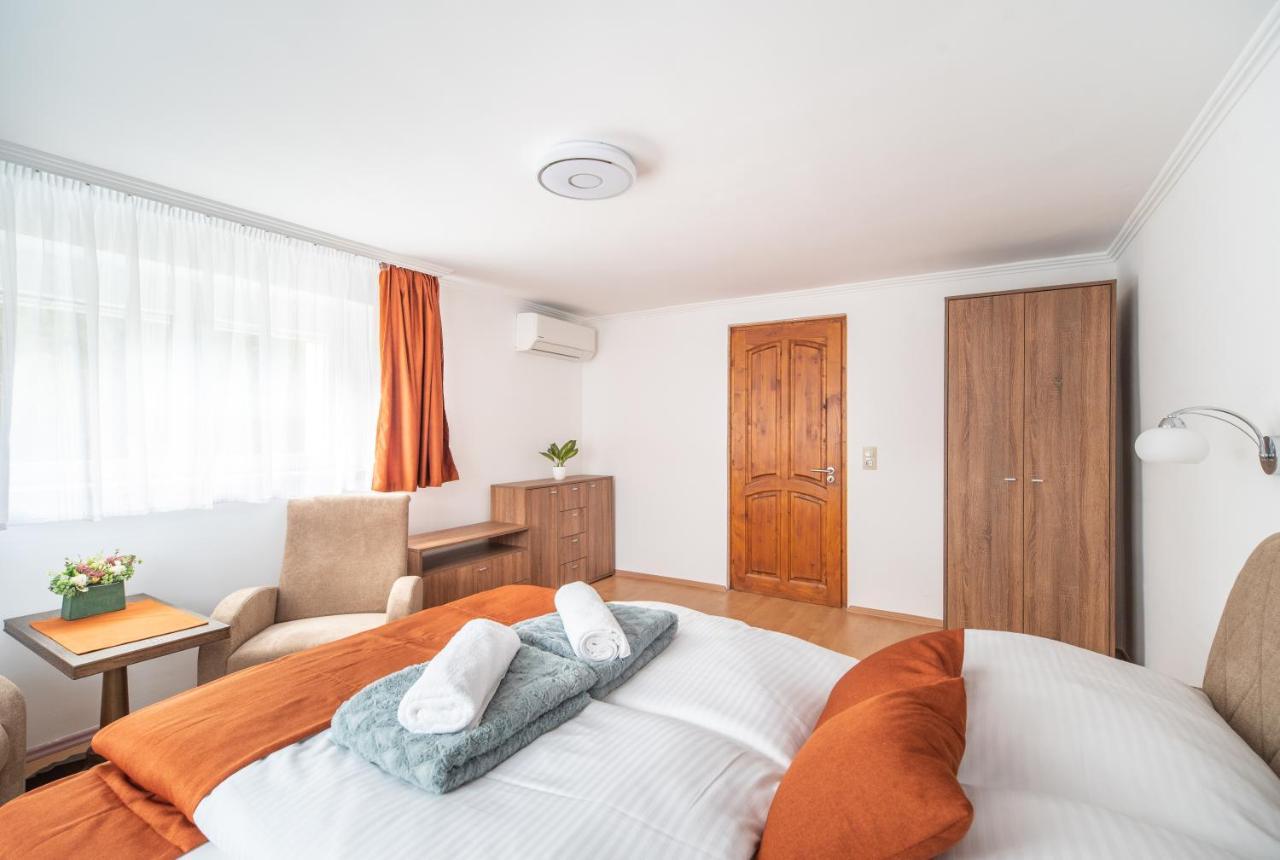 Topaz Apartmanhazak ケストヘイ エクステリア 写真