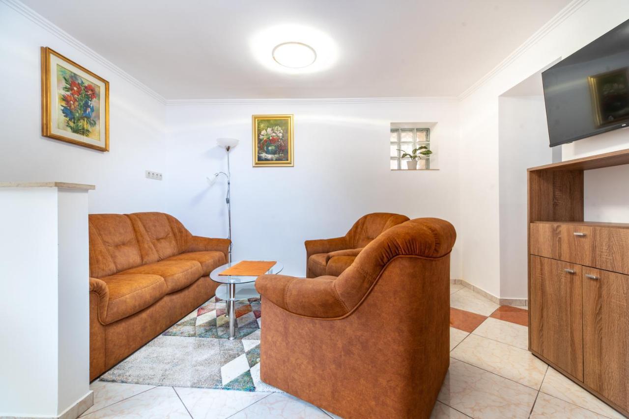 Topaz Apartmanhazak ケストヘイ エクステリア 写真